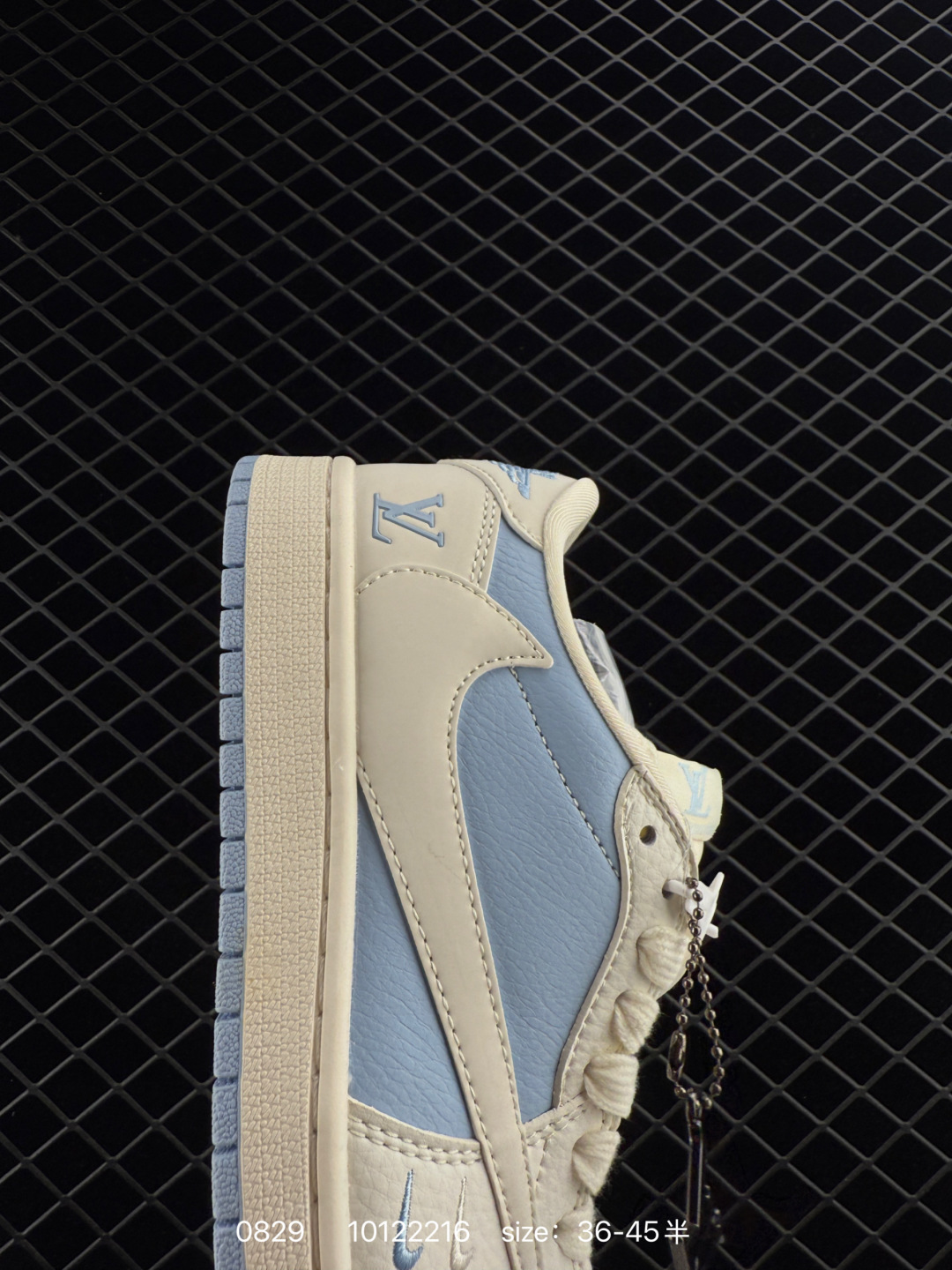 Travis Scott x Jordan 1 Low